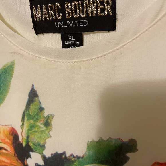 Dress - Picture 9 of 9